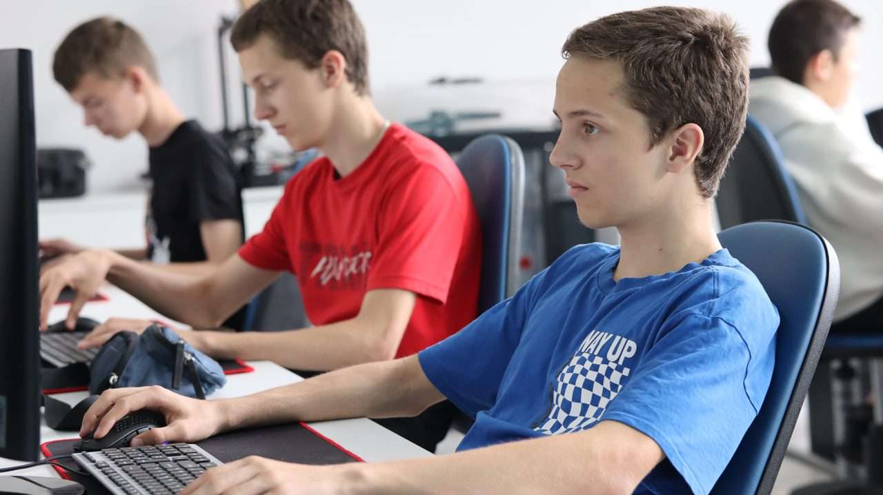 «Разработка компьютерных игр» в Летней IT-школе «Разработка компьютерных игр» в Летней IT-школе